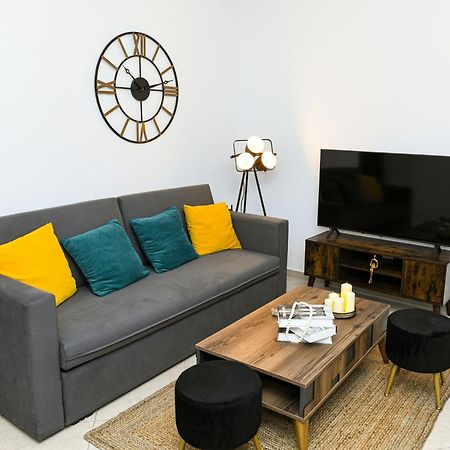 Sias Apartment Alexandroupoli Bagian luar foto