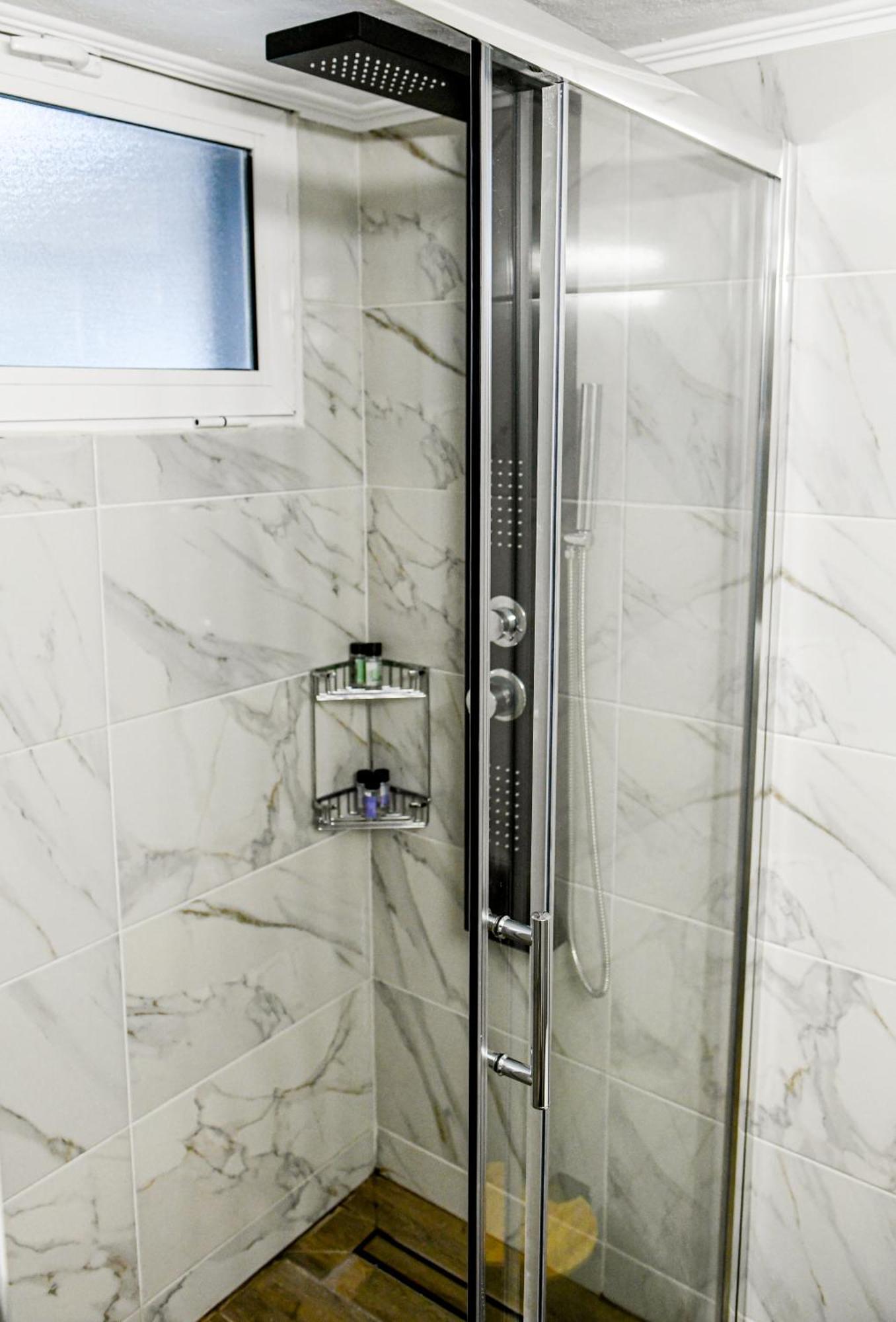 Sias Apartment Alexandroupoli Bagian luar foto